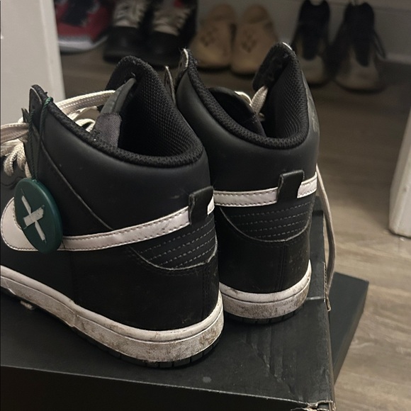 Timberland, & Nike. Kids Black & white High-Top Sneakers‼️ Glow in the dark Dunk - Picture 6 of 15